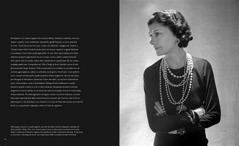 Coco Chanel: Revolutionary Woman by Chiara Pasqualetti 